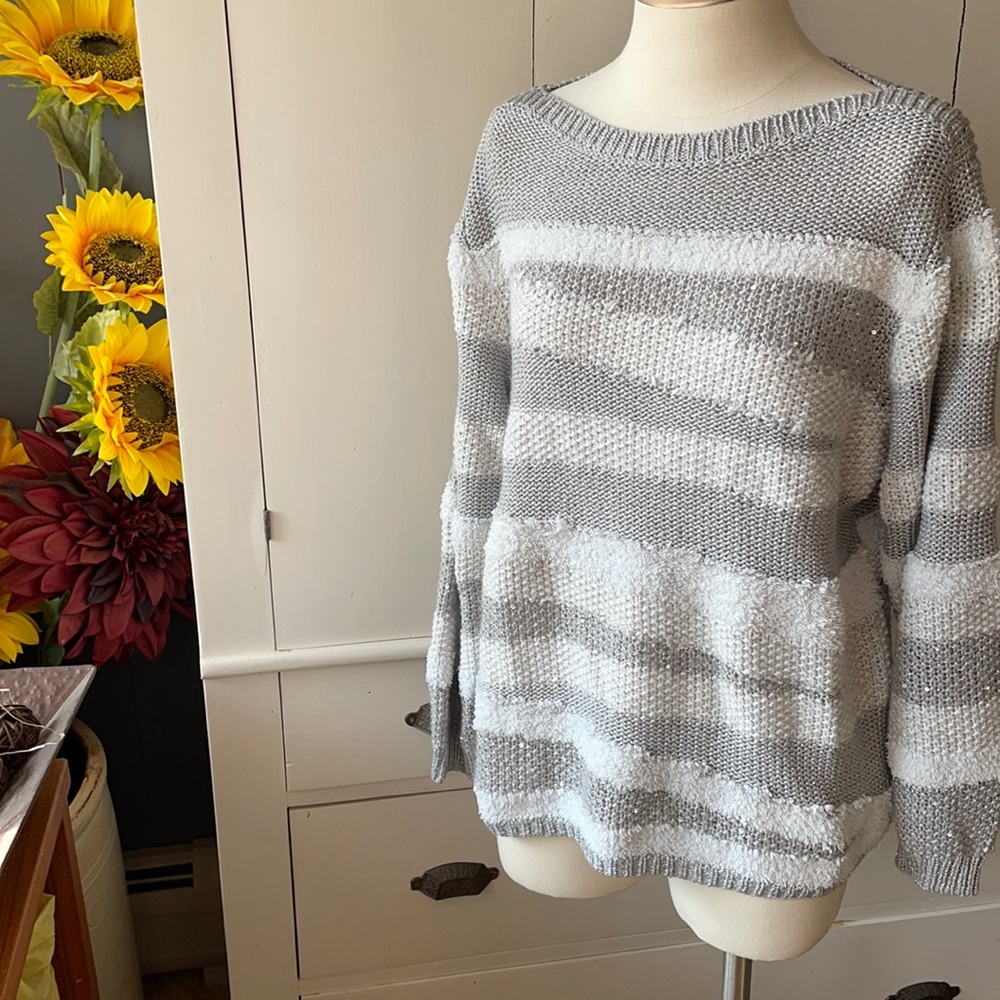 Women’s sweater